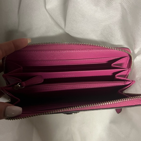 Coach wallet for sale - Picture 3 of 3